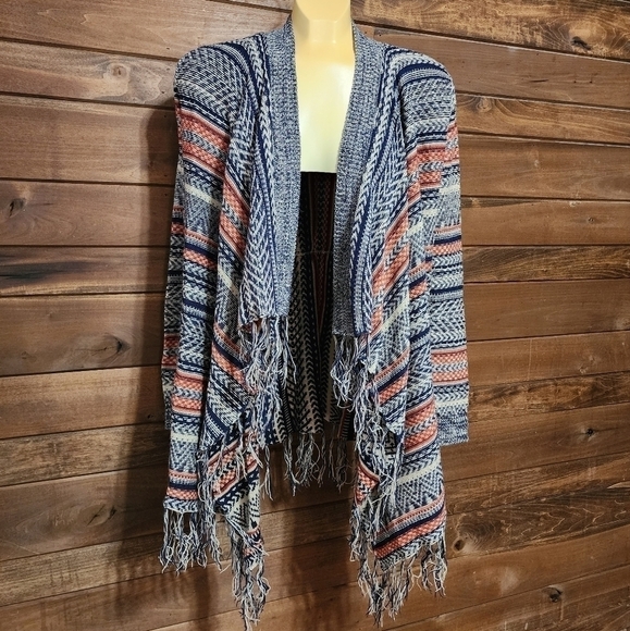 ALMOST Famous BOHO cardigan​ - Picture 4 of 9